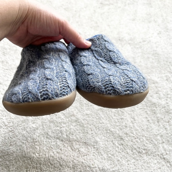 COSYFEET PURE WOOL DONNA CABLE KNIT SWEATER SLIDE ON RUBBER SOLE SLIPPER - Picture 3 of 7